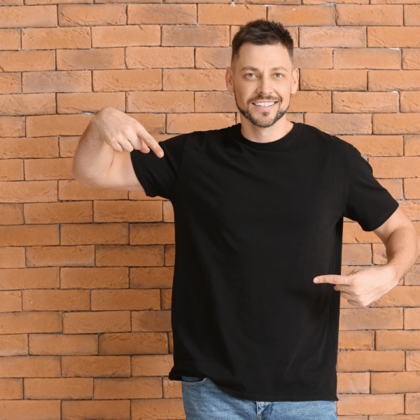 Round Neck T-shirt - Image 5