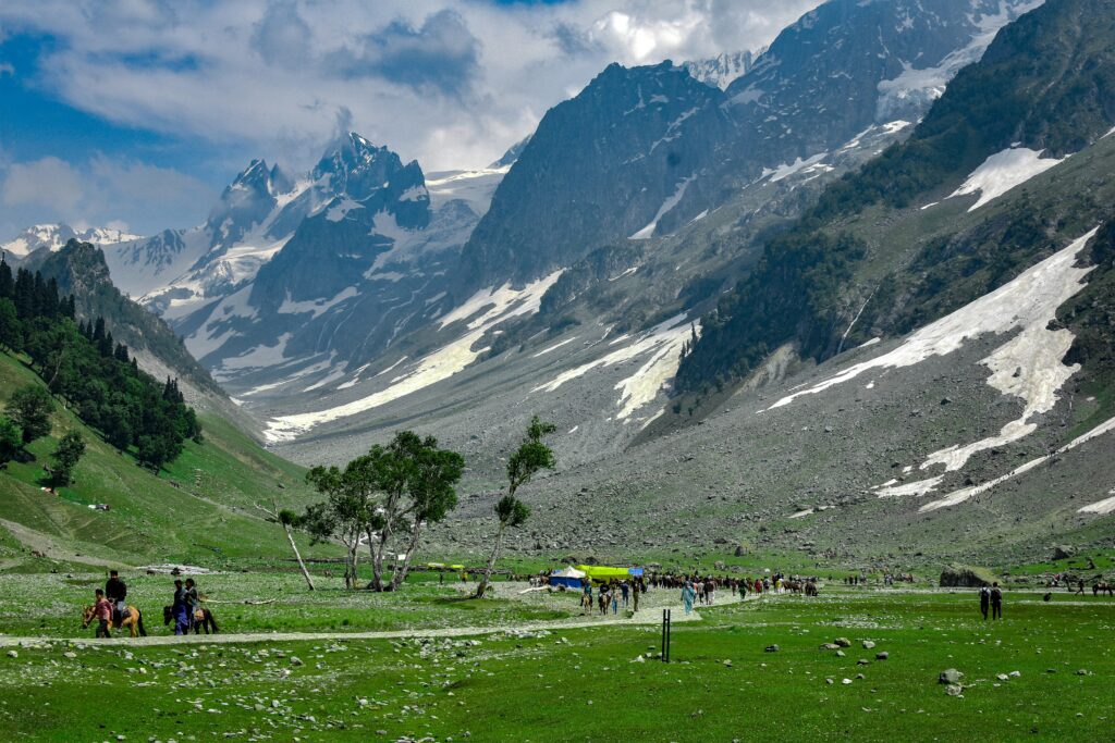 sonamarg lake